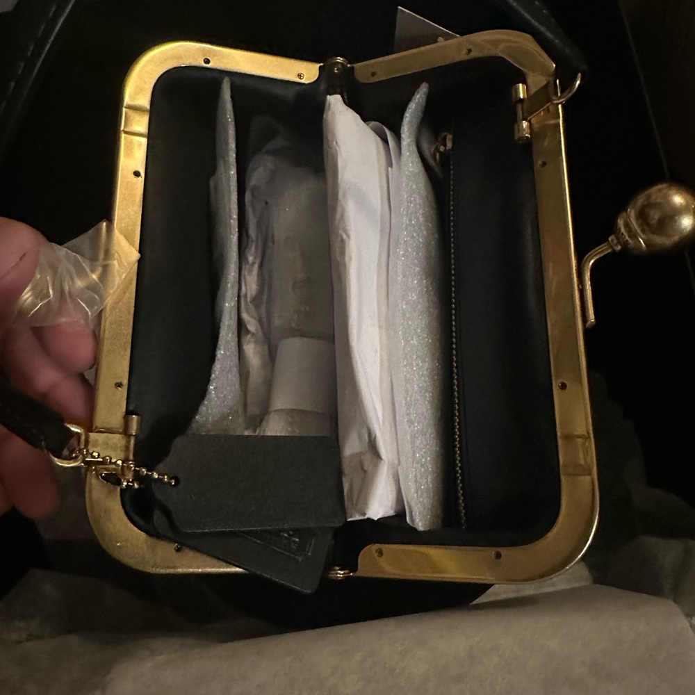 Coach Kisslock Frame Bag 16 - Picture 12 of 16